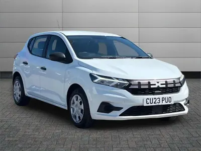 Used Dacia Sandero Essentiel 90 HP (66 kW) 2023 White Hatchback