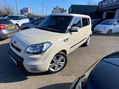 Used Kia Soul 126 HP (92 kW) 2010 Cream SUV