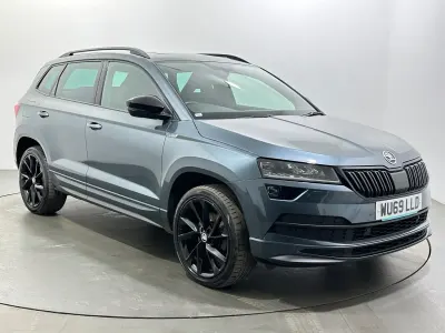 Gebraucht Skoda Karoq SportLine 190 PS (139 kW) 2019 Grau SUV