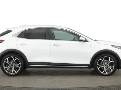Used Kia XCeed 2022 White SUV