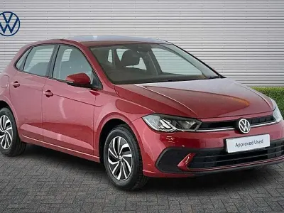Used VW Polo Life 95 HP (69 kW) 2022 Kings red Hatchback