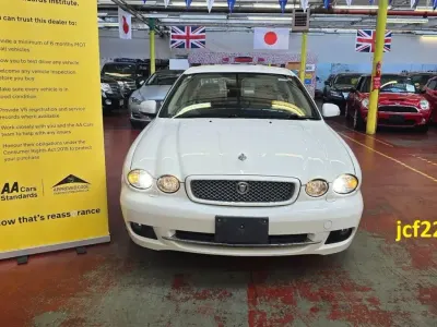 Usado Jaguar X-type 196 HP (144 kW) 2008 Branco Sedan