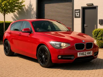Used BMW 116 Sport Line 2012 Red Hatchback