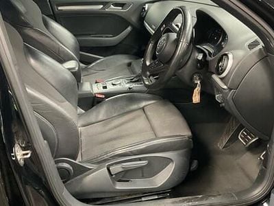 Używany Audi A3 S-Line 2016 Czarny Sedan/Limuzyna