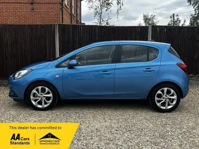 Second-hand Vauxhall Corsa 90 CP (66 kW) 2017 Albastru Hatchback