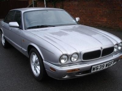 Used Jaguar XJ 2000 Sedan