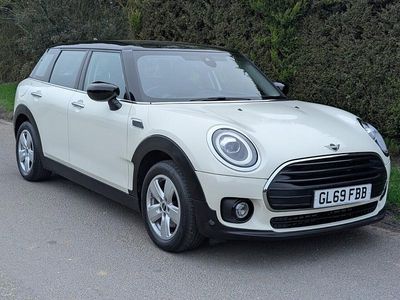 Used Mini Cooper Clubman Classic 136 HP (100 kW) 2019 White Estate