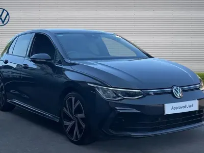 Second-hand VW Golf VIII R-line 180 CP (132 kW) 2022 Gri Hatchback