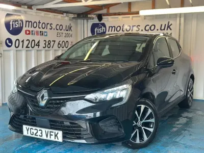 Used Renault Clio Evolution 90 HP (66 kW) 2023 Black Hatchback