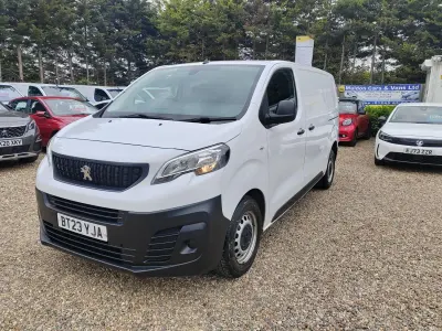Używany Peugeot Expert Premium 2023 Biały Van