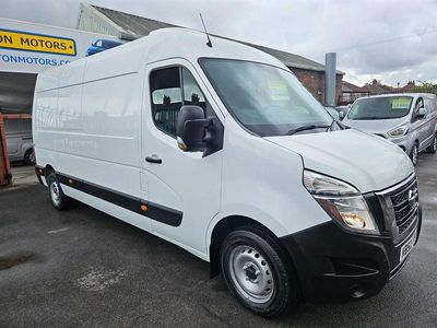 Nissan NV400