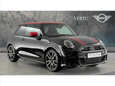 Used Mini Cooper Sport 200 HP (147 kW) 2024 Black Hatchback