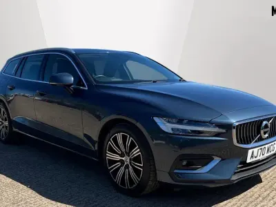 Usado Volvo V60 Inscription 190 CV (139 kW) 2020 Azul Familiar