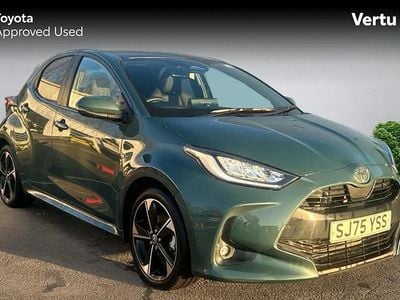 New Toyota Yaris Hybrid 131 HP (96 kW) 2025 Green Hatchback
