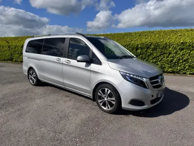 Begagnad Mercedes V250
