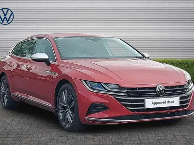 Used VW Arteon Elegance 150 HP (110 kW) 2023 Red Estate