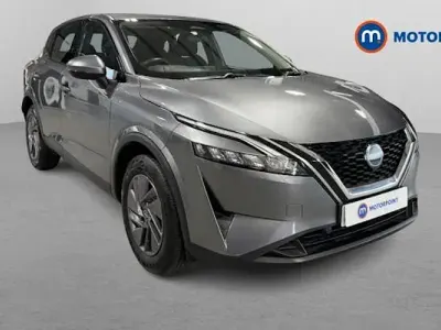 Używany Nissan Qashqai Acenta Premium 140 KM (102 kW) 2022 Szary SUV