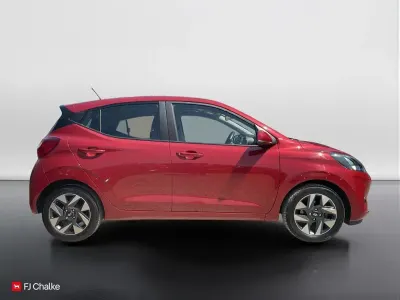 Used Hyundai i10 Advanced 2025 Red Hatchback