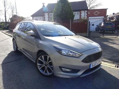 Used Ford Focus ST-Line 120 HP (88 kW) 2017 Silver Estate