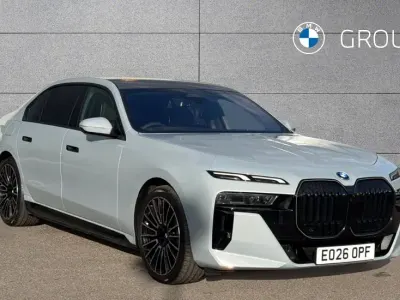 New BMW 750e M Sport 489 HP (359 kW) 2026 Brooklyn grey Sedan