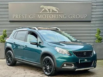 Second-hand Peugeot 2008 Allure Premium 82 CP (60 kW) 2019 Verde SUV