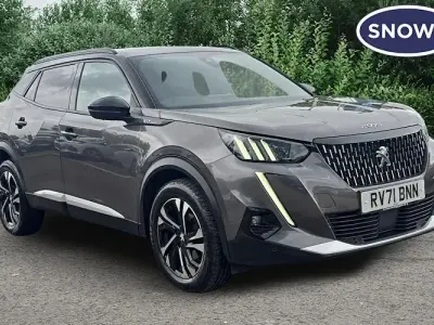 Käytetty Peugeot 2008 GTi 131 HP (96 kW) 2023 Katumaasturi