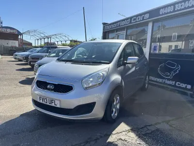 Used Kia Venga 125 HP (91 kW) 2013 Silver Hatchback