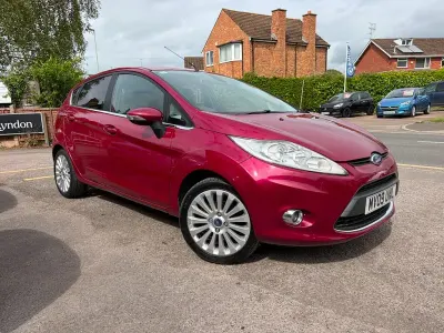 Used Ford Fiesta Titanium 2009 Red Hatchback