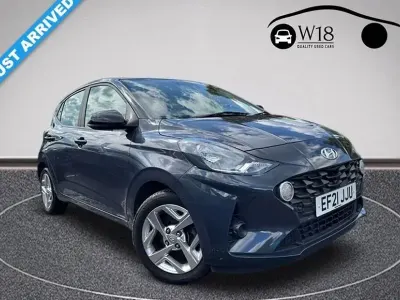 Gebraucht Hyundai i10 SE 84 PS (61 kW) 2021 Grau Kleinwagen