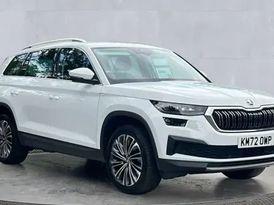 Used Skoda Kodiaq SE L Executive 150 HP (110 kW) 2023 Moon white metallic SUV