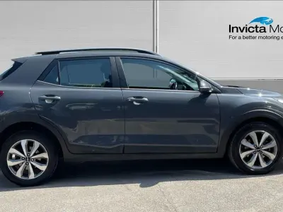 Used Kia Stonic 99 HP (72 kW) 2023 Grey SUV