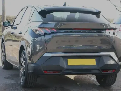 Begagnad Peugeot 3008 GTi 134 HK (98 kW) 2024 Grå SUV