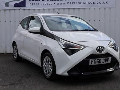 Used Toyota Aygo X-play 2018 White Hatchback