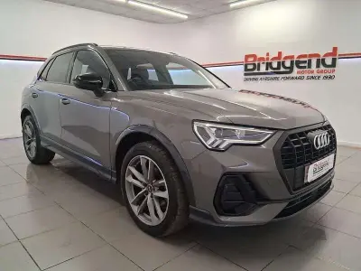 Używany Audi Q3 Black Edition 150 KM (110 kW) 2022 Szary SUV
