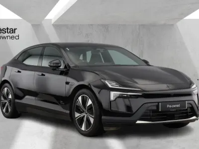 Begagnad Polestar 4 Long Range Single Motor 200 kW (272 HK) 2025 Svart SUV
