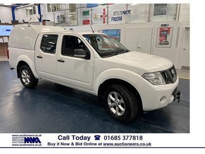 Used Nissan Navara Visia 145 HP (106 kW) 2014 White Pickup
