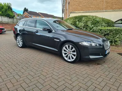 Second-hand Jaguar XF Portfolio 2015 Gri Break
