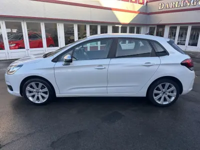 Used Citroën C4 Flair 120 HP (88 kW) 2015 White Hatchback