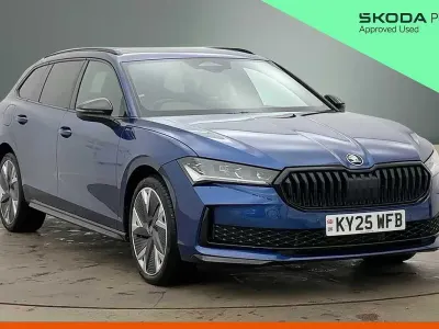 Used Skoda Superb SportLine 150 HP (110 kW) 2025 Cobalt blue metallic Estate