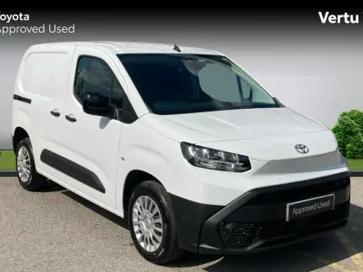 Used Toyota Proace City City 100 HP (73 kW) 2025 MPV