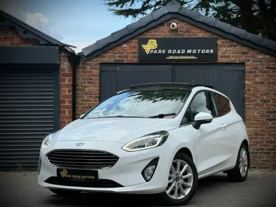 Used Ford Fiesta Titanium 100 HP (73 kW) 2018 White Hatchback