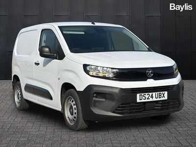 Used Vauxhall Combo 100 HP (73 kW) 2024 White MPV