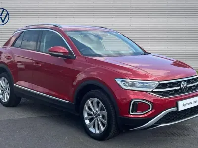 Used VW T-Roc Style 150 HP (110 kW) 2023 Red SUV