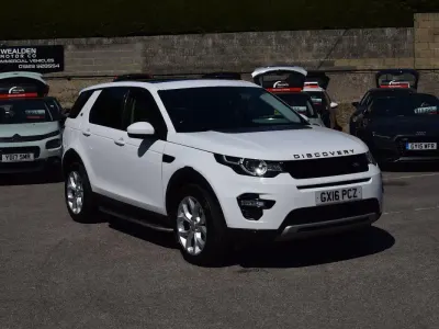 Used Land Rover Discovery Sport HSE 180 HP (132 kW) 2016 White SUV