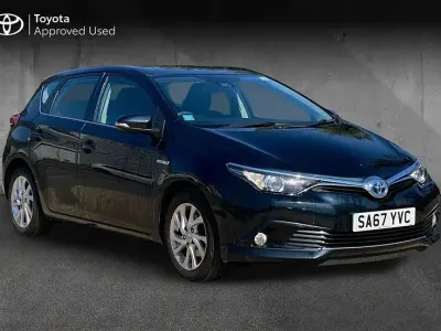Used Toyota Auris Hybrid Business Edition 136 HP (100 kW) 2017 Grey Hatchback