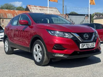 Used Nissan Qashqai Acenta Premium 2020 Red SUV