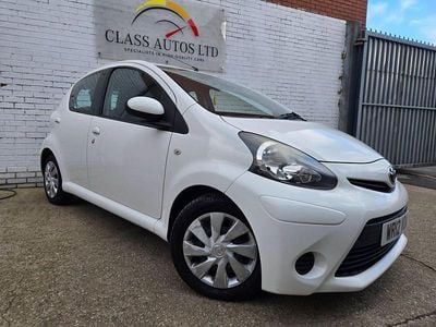 Used Toyota Aygo 2012 White Hatchback