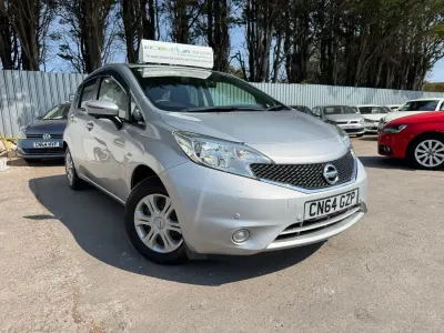 Begagnad Nissan Note Acenta 2014 Silver Halvkombi