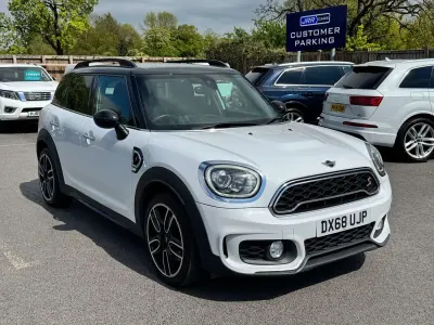 Begagnad Mini Cooper S Countryman 192 HK (141 kW) 2018 Vit SUV