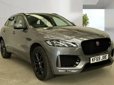 Used Jaguar F-Pace Chequered Flag 180 HP (132 kW) 2019 Grey SUV